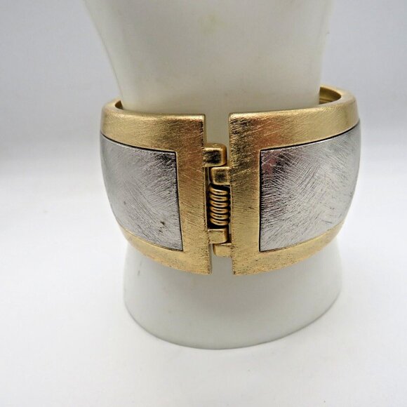 Vintage Bracelet Brushed Silver Gold Tone Hinged Cuff Clamper Bracelet - Picture 3 of 11